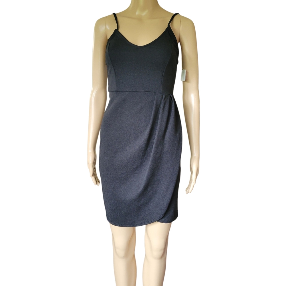 New bebe Women's S Tulip Hem Black Sleeveless Dress
